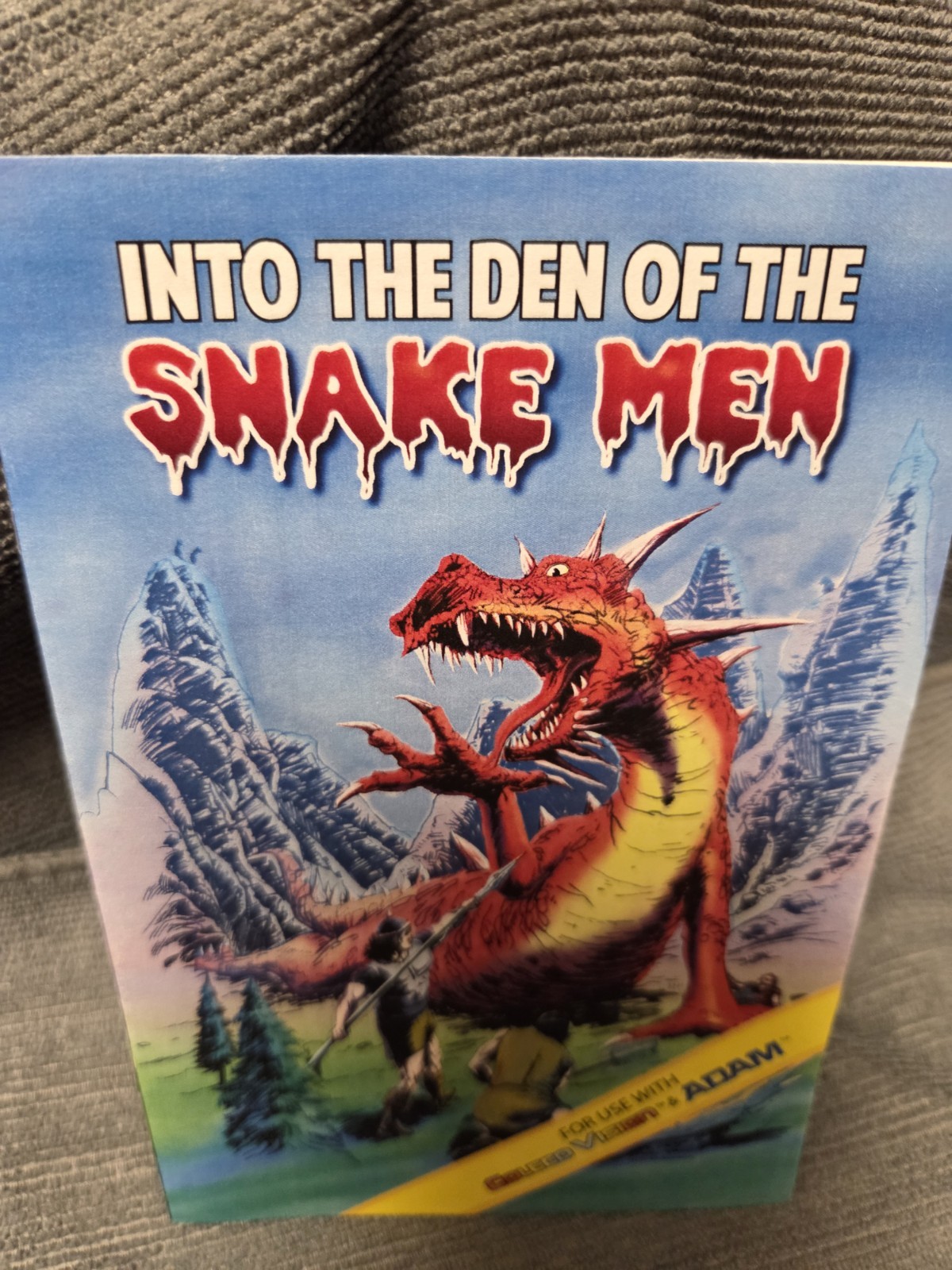 Into The Den Of The Snake Men (Gold) US User Manual