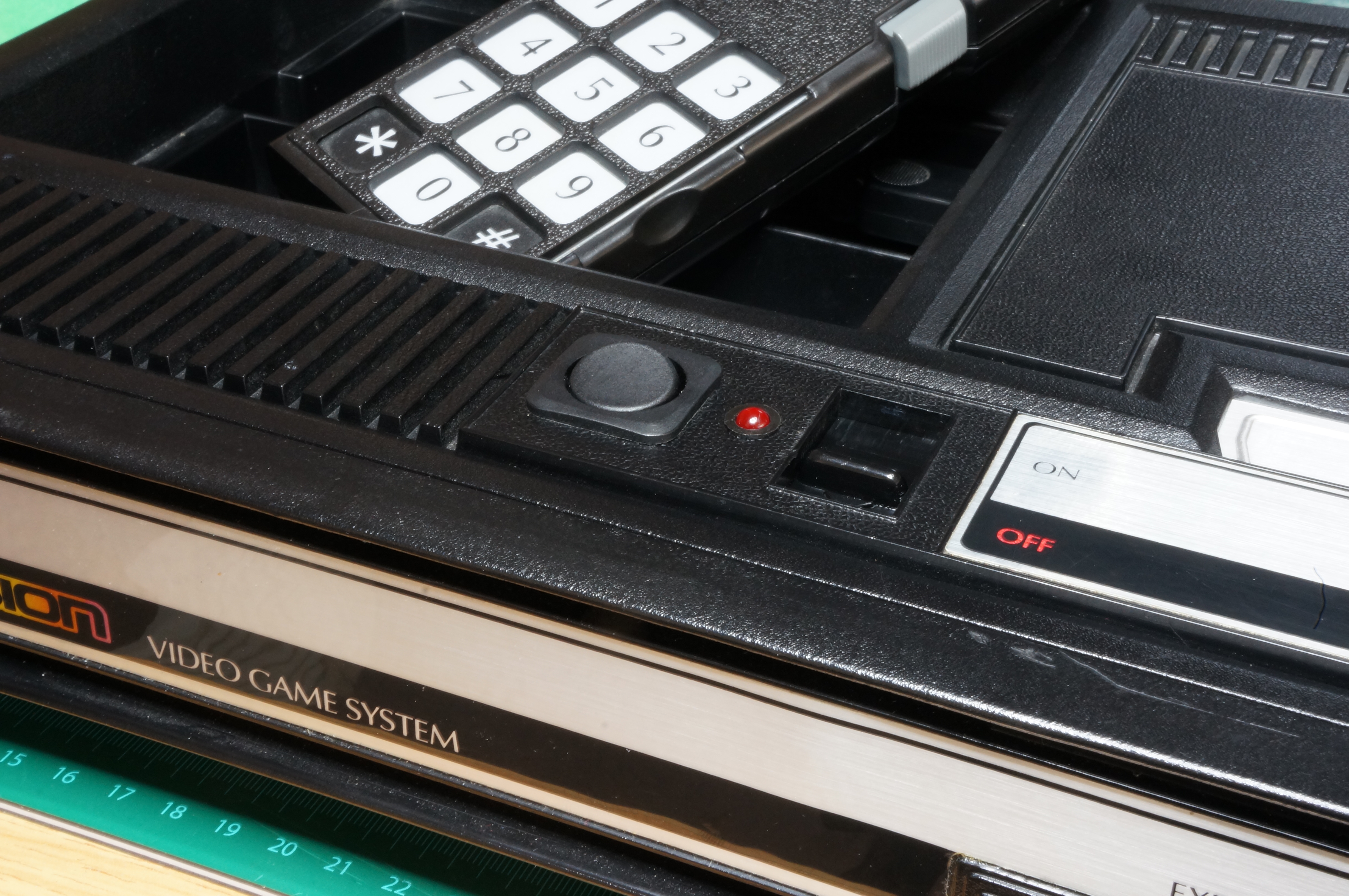 ColecoVision Power/Flashing Pause LED Mod