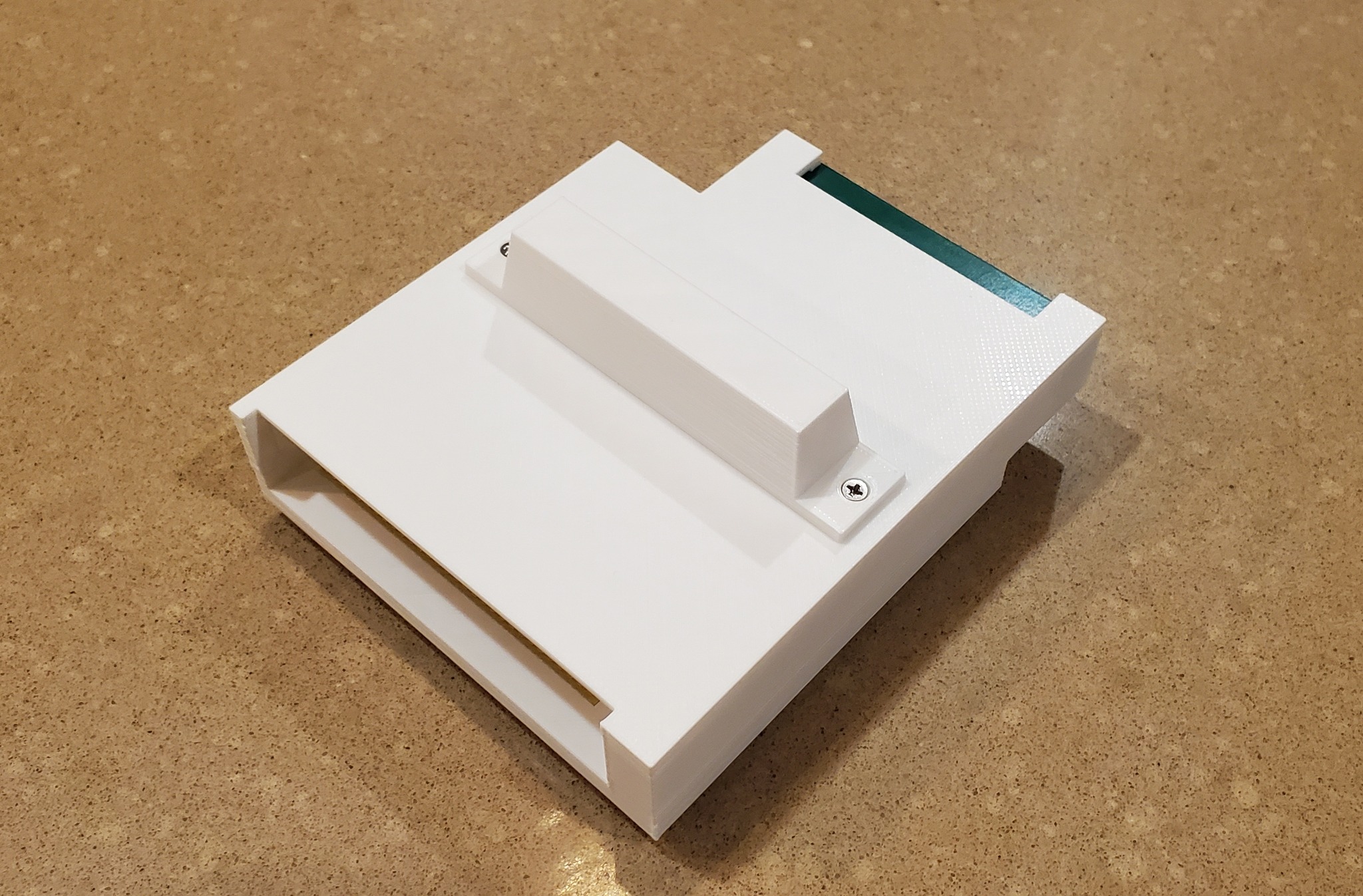 Lundy Electronics - I-O Expansion Hub - _05.jpg