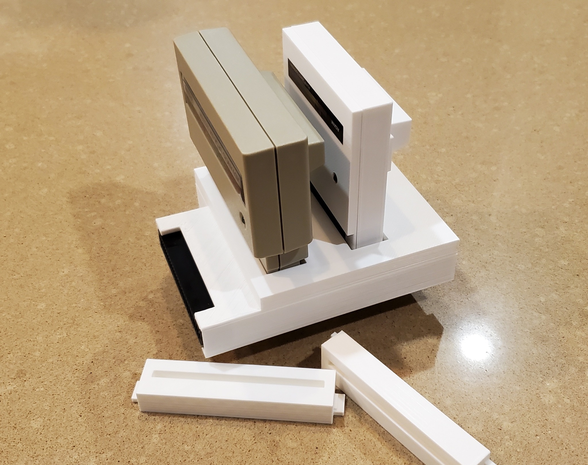 Lundy Electronics - I-O Expansion Hub - _08.jpg