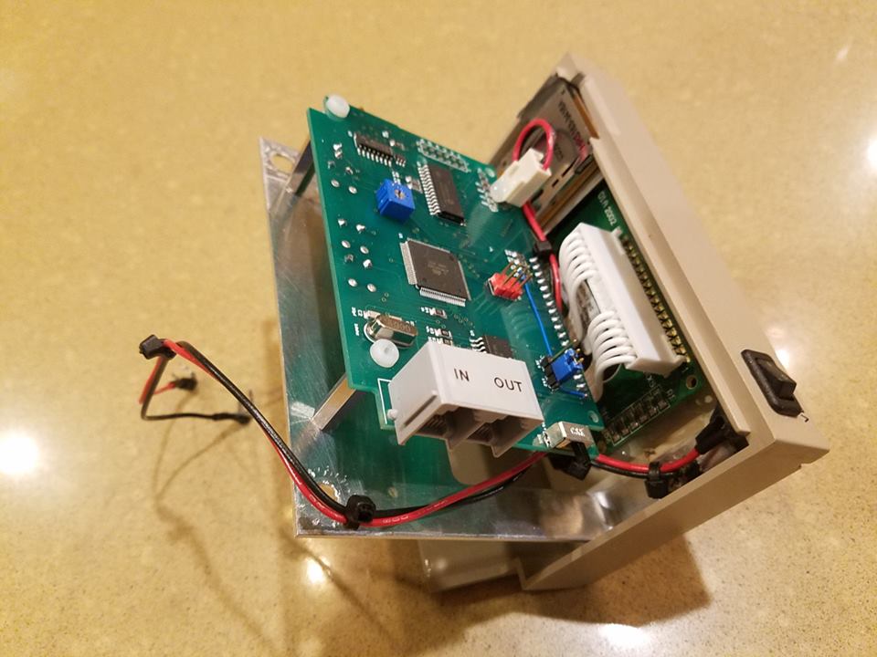 John Lundy - MicroFox VDD to Internal Data Drive Bay - _05.jpg