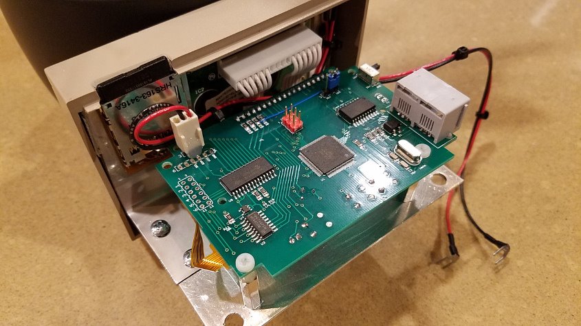 John Lundy - MicroFox VDD to Internal Data Drive Bay - _06.jpg
