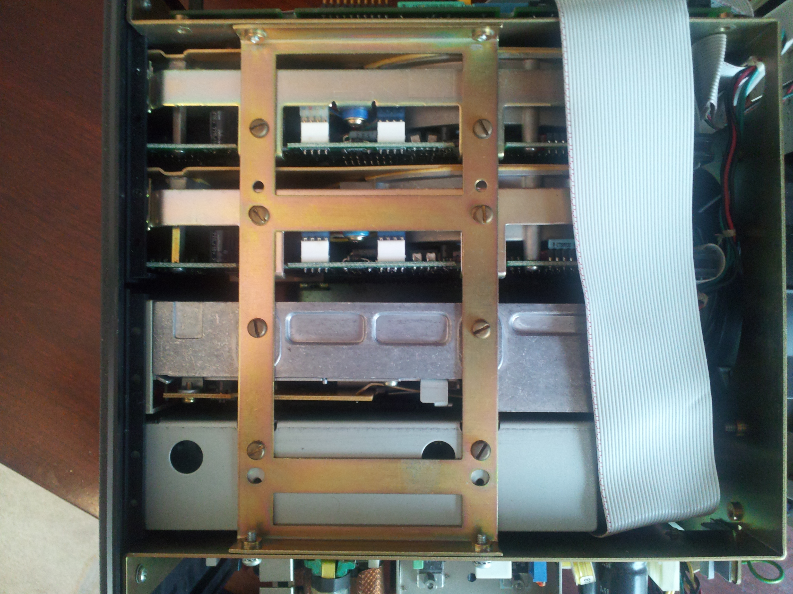 Micro Innovations - PowerMate 4 Hard Drive Subsystem - _04.jpg