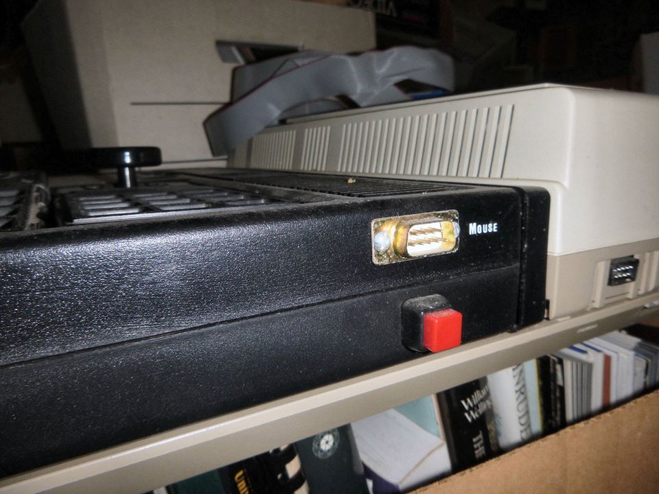 Thomas Electronics - ADAMouse Port - _02.jpg